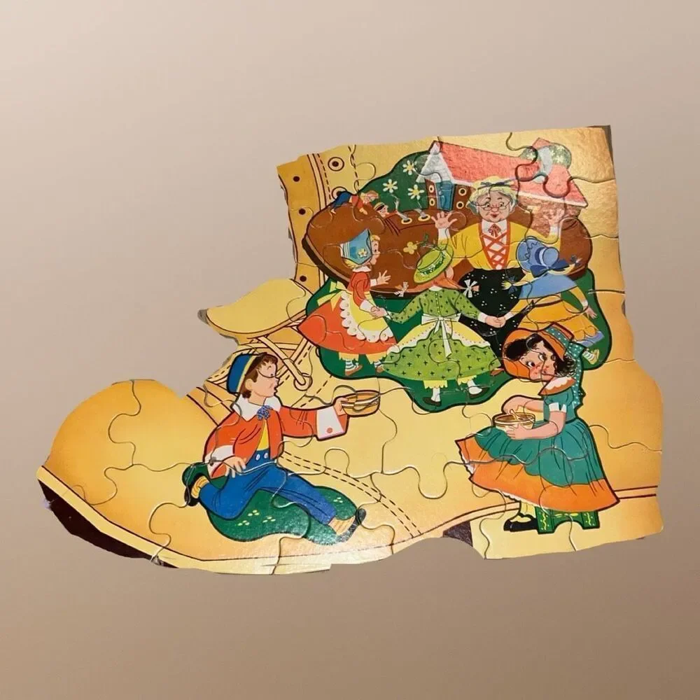 Vintage OLD Woman in a Shoe Shaped Nursery Rhyme Picture Puzzles 30 Pc